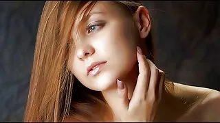 ল্যাটেক্স বুট পরা নো ...