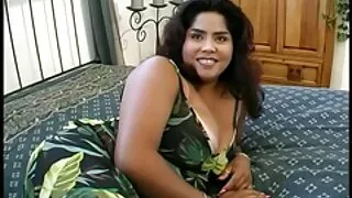 শৃঙ্গাকার ছানা নিয়ে ...