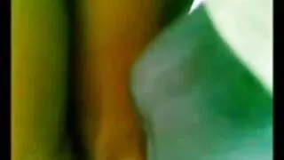 লম্বা পা সহ চর্মসার  ...