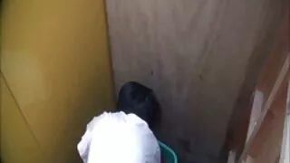 বড় স্তনের সাথে আশ্চ ...