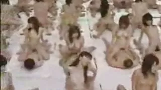 আবর্জনা খুঁজছেন ছাত্ ...